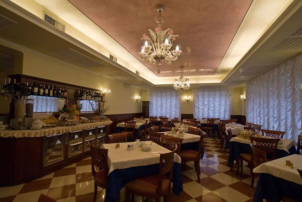 Hotel Ducale Favaro Veneto 3*,